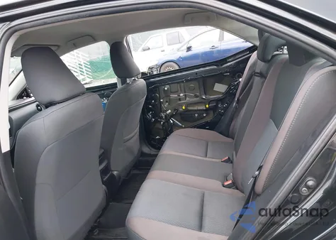 2018 Toyota Corolla Le из США, поврежденный, VIN 2T1BURHE6JC993531